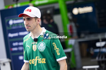 2024-03-14 - BUEMI Sébastien (swi), Envision Racing, Jaguar I-Type 6, portrait during the 2024 Sao Paulo ePrix, 3rd meeting of the 2023-24 ABB FIA Formula E World Championship, on the Sao Paulo Street Circuit from March 24 to 26, 2024 in Sao Paulo, Brazil - 2024 FORMULA E SAO PAULO EPRIX - FORMULA E - MOTORS