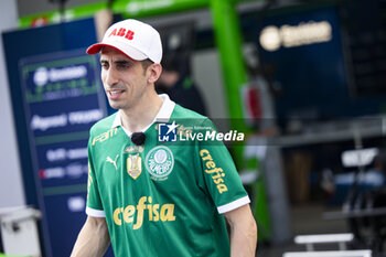 2024-03-14 - BUEMI Sébastien (swi), Envision Racing, Jaguar I-Type 6, portrait during the 2024 Sao Paulo ePrix, 3rd meeting of the 2023-24 ABB FIA Formula E World Championship, on the Sao Paulo Street Circuit from March 24 to 26, 2024 in Sao Paulo, Brazil - 2024 FORMULA E SAO PAULO EPRIX - FORMULA E - MOTORS