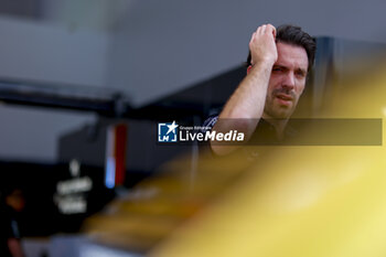 2024-03-14 - VERGNE Jean-Eric (fra), DS Penske, DS E-Tense FE23, portrait during the 2024 Sao Paulo ePrix, 3rd meeting of the 2023-24 ABB FIA Formula E World Championship, on the Sao Paulo Street Circuit from March 24 to 26, 2024 in Sao Paulo, Brazil - 2024 FORMULA E SAO PAULO EPRIX - FORMULA E - MOTORS