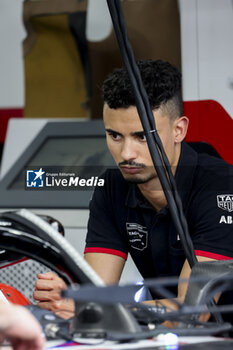 2024-03-14 - WEHRLEIN Pascal (ger), TAG HEUER Porsche Formula E Team, Porsche 99X Electric, portrait during the 2024 Sao Paulo ePrix, 3rd meeting of the 2023-24 ABB FIA Formula E World Championship, on the Sao Paulo Street Circuit from March 24 to 26, 2024 in Sao Paulo, Brazil - AUTO - 2024 FORMULA E SAO PAULO EPRIX - FORMULA E - MOTORS