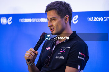 2024-03-15 - EVANS Mitch (nzl), Jaguar TCS Racing, Jaguar I-Type 6, portrait during the 2024 Sao Paulo ePrix, 3rd meeting of the 2023-24 ABB FIA Formula E World Championship, on the Sao Paulo Street Circuit from March 24 to 26, 2024 in Sao Paulo, Brazil - 2024 FORMULA E SAO PAULO EPRIX - FORMULA E - MOTORS