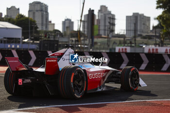 2024-03-15 - 01 DENNIS Jake (gbr), Andretti Global, Porsche 99X Electric, action during the 2024 Sao Paulo ePrix, 3rd meeting of the 2023-24 ABB FIA Formula E World Championship, on the Sao Paulo Street Circuit from March 24 to 26, 2024 in Sao Paulo, Brazil - 2024 FORMULA E SAO PAULO EPRIX - FORMULA E - MOTORS