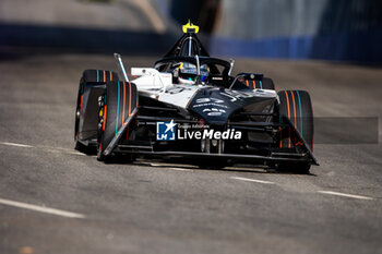 15/03/2024 - 37 CASSIDY Nick (nzl), Jaguar TCS Racing, Jaguar I-Type 6, action during the 2024 Sao Paulo ePrix, 3rd meeting of the 2023-24 ABB FIA Formula E World Championship, on the Sao Paulo Street Circuit from March 24 to 26, 2024 in Sao Paulo, Brazil - 2024 FORMULA E SAO PAULO EPRIX - FORMULA E - MOTORI