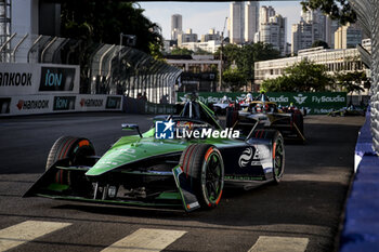 15/03/2024 - 16 BUEMI Sébastien (swi), Envision Racing, Jaguar I-Type 6, action during the 2024 Sao Paulo ePrix, 3rd meeting of the 2023-24 ABB FIA Formula E World Championship, on the Sao Paulo Street Circuit from March 24 to 26, 2024 in Sao Paulo, Brazil - 2024 FORMULA E SAO PAULO EPRIX - FORMULA E - MOTORI
