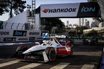 15/03/2024 - 01 DENNIS Jake (gbr), Andretti Global, Porsche 99X Electric, action during the 2024 Sao Paulo ePrix, 3rd meeting of the 2023-24 ABB FIA Formula E World Championship, on the Sao Paulo Street Circuit from March 24 to 26, 2024 in Sao Paulo, Brazil - 2024 FORMULA E SAO PAULO EPRIX - FORMULA E - MOTORI