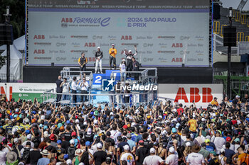 2024-03-16 - EVANS Mitch (nzl), Jaguar TCS Racing, Jaguar I-Type 6, portrait, BIRD Sam (gbr), NEOM McLaren Formula E Team, Nissan e-4ORCE 04, portrait, ROWLAND Oliver (gbr), Nissan Formula E Team, Nissan e-4ORCE 04, portrait podium, portrait during the 2024 Sao Paulo ePrix, 3rd meeting of the 2023-24 ABB FIA Formula E World Championship, on the Sao Paulo Street Circuit from March 24 to 26, 2024 in Sao Paulo, Brazil - 2024 FORMULA E SAO PAULO EPRIX - FORMULA E - MOTORS