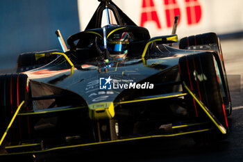 2024-03-29 - 33 TICKTUM Dan (gbr), ERT Formula E Team, ERT X24, action during the 2024 Tokyo ePrix, 4th meeting of the 2023-24 ABB FIA Formula E World Championship, on the Tokyo Street Circuit from March 28 to 30, 2024 in Tokyo, Japan - 2024 FORMULA E TOKYO EPRIX - FORMULA E - MOTORS