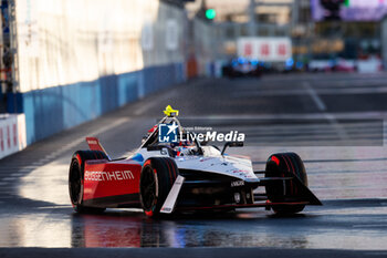 2024-03-29 - 17 NATO Norman (fra), Andretti Global, Porsche 99X Electric, action during the 2024 Tokyo ePrix, 4th meeting of the 2023-24 ABB FIA Formula E World Championship, on the Tokyo Street Circuit from March 28 to 30, 2024 in Tokyo, Japan - 2024 FORMULA E TOKYO EPRIX - FORMULA E - MOTORS