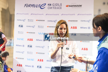 2024-03-29 - FIA Girls on Track: Natalie Robyn, FIA CEO, during the 2024 Tokyo ePrix, 4th meeting of the 2023-24 ABB FIA Formula E World Championship, on the Tokyo Street Circuit from March 28 to 30, 2024 in Tokyo, Japan - 2024 FORMULA E TOKYO EPRIX - FORMULA E - MOTORS