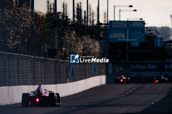 2024-03-29 - 23 FENESTRAZ Sacha (fra), Nissan Formula E Team, Nissan e-4ORCE 04, action during the 2024 Tokyo ePrix, 4th meeting of the 2023-24 ABB FIA Formula E World Championship, on the Tokyo Street Circuit from March 28 to 30, 2024 in Tokyo, Japan - 2024 FORMULA E TOKYO EPRIX - FORMULA E - MOTORS
