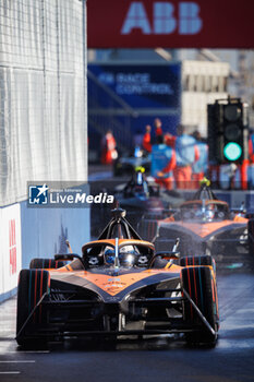 2024-03-29 - 08 BIRD Sam (gbr), NEOM McLaren Formula E Team, Nissan e-4ORCE 04, action during the 2024 Tokyo ePrix, 4th meeting of the 2023-24 ABB FIA Formula E World Championship, on the Tokyo Street Circuit from March 28 to 30, 2024 in Tokyo, Japan - 2024 FORMULA E TOKYO EPRIX - FORMULA E - MOTORS