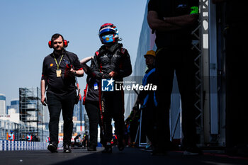 2024-03-30 - DE VRIES Nyck (nld), Mahindra Racing, Mahindra M9Electro, portrait during the 2024 Tokyo ePrix, 4th meeting of the 2023-24 ABB FIA Formula E World Championship, on the Tokyo Street Circuit from March 28 to 30, 2024 in Tokyo, Japan - 2024 FORMULA E TOKYO EPRIX - FORMULA E - MOTORS
