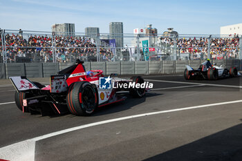 2024-03-30 - 23 FENESTRAZ Sacha (fra), Nissan Formula E Team, Nissan e-4ORCE 04, action during the 2024 Tokyo ePrix, 4th meeting of the 2023-24 ABB FIA Formula E World Championship, on the Tokyo Street Circuit from March 28 to 30, 2024 in Tokyo, Japan - 2024 FORMULA E TOKYO EPRIX - FORMULA E - MOTORS