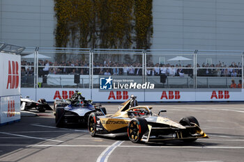2024-03-30 - 02 VANDOORNE Stoffel (bel), DS Penske, DS E-Tense FE23, action during the 2024 Tokyo ePrix, 4th meeting of the 2023-24 ABB FIA Formula E World Championship, on the Tokyo Street Circuit from March 28 to 30, 2024 in Tokyo, Japan - 2024 FORMULA E TOKYO EPRIX - FORMULA E - MOTORS