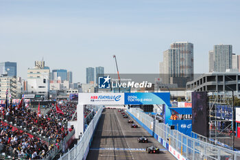 2024-03-30 - paysage, landscape tribune, grandstands fans, supporters, public, spectators during the 2024 Tokyo ePrix, 4th meeting of the 2023-24 ABB FIA Formula E World Championship, on the Tokyo Street Circuit from March 28 to 30, 2024 in Tokyo, Japan - 2024 FORMULA E TOKYO EPRIX - FORMULA E - MOTORS