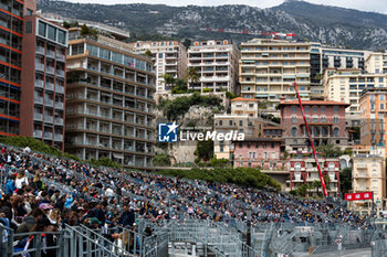 27/04/2024 - Fans during the 2024 Monaco ePrix, 6th meeting of the 2023-24 ABB FIA Formula E World Championship, on the Circuit de Monaco from April 25 to 27, 2024 in Monaco - 2024 FORMULA E MONACO EPRIX - FORMULA E - MOTORI