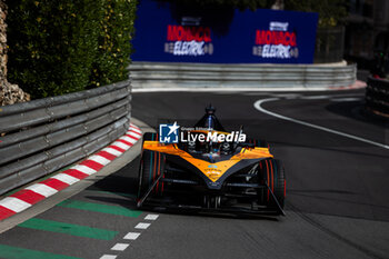 27/04/2024 - BARNARD Taylor (gbr), NEOM McLaren Formula E Team, Nissan e-4ORCE 04, action during the 2024 Monaco ePrix, 6th meeting of the 2023-24 ABB FIA Formula E World Championship, on the Circuit de Monaco from April 25 to 27, 2024 in Monaco - 2024 FORMULA E MONACO EPRIX - FORMULA E - MOTORI
