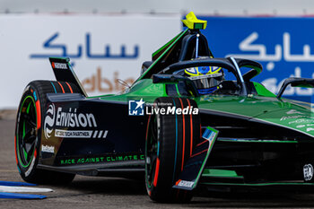 2024-05-10 - 04 ARON Paul (est), Envision Racing, Jaguar I-Type 6, action during the 2024 Berlin ePrix, 7th meeting of the 2023-24 ABB FIA Formula E World Championship, on the Tempelhof Airport Street Circuit from May 10 to 12, 2024 in Berlin, Germany - 2024 FORMULA E BERLIN EPRIX - FORMULA E - MOTORS