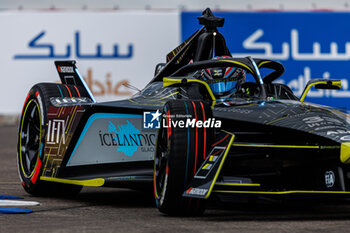 2024-05-10 - 33 TICKTUM Dan (gbr), ERT Formula E Team, ERT X24, action during the 2024 Berlin ePrix, 7th meeting of the 2023-24 ABB FIA Formula E World Championship, on the Tempelhof Airport Street Circuit from May 10 to 12, 2024 in Berlin, Germany - 2024 FORMULA E BERLIN EPRIX - FORMULA E - MOTORS