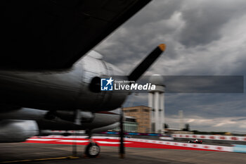 2024-05-10 - 17 NATO Norman (fra), Andretti Global, Porsche 99X Electric, action during the 2024 Berlin ePrix, 7th meeting of the 2023-24 ABB FIA Formula E World Championship, on the Tempelhof Airport Street Circuit from May 10 to 12, 2024 in Berlin, Germany - 2024 FORMULA E BERLIN EPRIX - FORMULA E - MOTORS