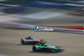 2024-05-10 - 04 ARON Paul (est), Envision Racing, Jaguar I-Type 6, action 48 MORTARA Edoardo (swi), Mahindra Racing, Mahindra M9Electro, action during the 2024 Berlin ePrix, 7th meeting of the 2023-24 ABB FIA Formula E World Championship, on the Tempelhof Airport Street Circuit from May 10 to 12, 2024 in Berlin, Germany - 2024 FORMULA E BERLIN EPRIX - FORMULA E - MOTORS