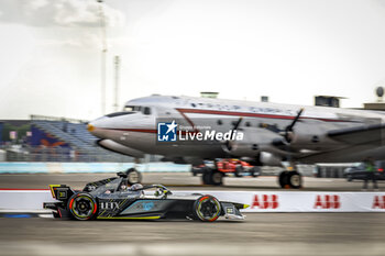 2024-05-10 - 33 TICKTUM Dan (gbr), ERT Formula E Team, ERT X24, action during the 2024 Berlin ePrix, 7th meeting of the 2023-24 ABB FIA Formula E World Championship, on the Tempelhof Airport Street Circuit from May 10 to 12, 2024 in Berlin, Germany - 2024 FORMULA E BERLIN EPRIX - FORMULA E - MOTORS