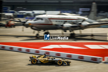 2024-05-10 - 25 VERGNE Jean-Eric (fra), DS Penske, DS E-Tense FE23, action during the 2024 Berlin ePrix, 7th meeting of the 2023-24 ABB FIA Formula E World Championship, on the Tempelhof Airport Street Circuit from May 10 to 12, 2024 in Berlin, Germany - 2024 FORMULA E BERLIN EPRIX - FORMULA E - MOTORS