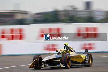 2024-05-10 - 02 VANDOORNE Stoffel (bel), DS Penske, DS E-Tense FE23, action during the 2024 Berlin ePrix, 7th meeting of the 2023-24 ABB FIA Formula E World Championship, on the Tempelhof Airport Street Circuit from May 10 to 12, 2024 in Berlin, Germany - 2024 FORMULA E BERLIN EPRIX - FORMULA E - MOTORS