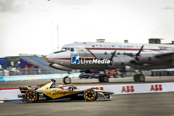 2024-05-10 - 25 VERGNE Jean-Eric (fra), DS Penske, DS E-Tense FE23, action during the 2024 Berlin ePrix, 7th meeting of the 2023-24 ABB FIA Formula E World Championship, on the Tempelhof Airport Street Circuit from May 10 to 12, 2024 in Berlin, Germany - 2024 FORMULA E BERLIN EPRIX - FORMULA E - MOTORS