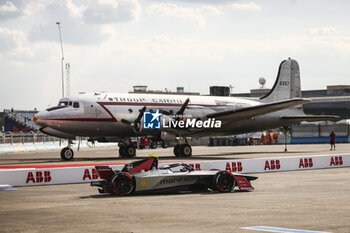 2024-05-10 - 21 KING Jordan (gbr), Mahindra Racing, Mahindra M9Electro, action during the 2024 Berlin ePrix, 7th meeting of the 2023-24 ABB FIA Formula E World Championship, on the Tempelhof Airport Street Circuit from May 10 to 12, 2024 in Berlin, Germany - 2024 FORMULA E BERLIN EPRIX - FORMULA E - MOTORS