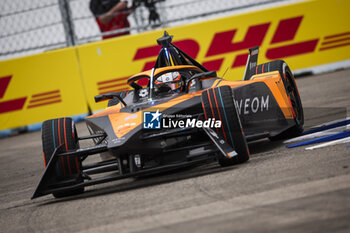 2024-05-10 - 08 BARNARD Taylor (gbr), NEOM McLaren Formula E Team, Nissan e-4ORCE 04, action during the 2024 Berlin ePrix, 7th meeting of the 2023-24 ABB FIA Formula E World Championship, on the Tempelhof Airport Street Circuit from May 10 to 12, 2024 in Berlin, Germany - 2024 FORMULA E BERLIN EPRIX - FORMULA E - MOTORS