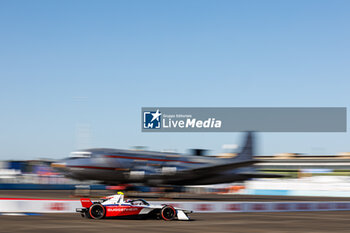 2024-05-12 - 17 NATO Norman (fra), Andretti Global, Porsche 99X Electric, action during the 2024 Berlin ePrix, 7th meeting of the 2023-24 ABB FIA Formula E World Championship, on the Tempelhof Airport Street Circuit from May 10 to 12, 2024 in Berlin, Germany - 2024 FORMULA E BERLIN EPRIX - FORMULA E - MOTORS