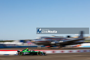 2024-05-12 - 04 ARON Paul (est), Envision Racing, Jaguar I-Type 6, action during the 2024 Berlin ePrix, 7th meeting of the 2023-24 ABB FIA Formula E World Championship, on the Tempelhof Airport Street Circuit from May 10 to 12, 2024 in Berlin, Germany - 2024 FORMULA E BERLIN EPRIX - FORMULA E - MOTORS