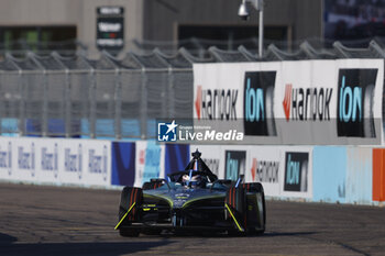 2024-05-12 - 51 VAN DER LINDE Kelvin (zaf), ABT CUPRA Formula E Team, Mahindra M9Electro, action during the 2024 Berlin ePrix, 7th meeting of the 2023-24 ABB FIA Formula E World Championship, on the Tempelhof Airport Street Circuit from May 10 to 12, 2024 in Berlin, Germany - 2024 FORMULA E BERLIN EPRIX - FORMULA E - MOTORS