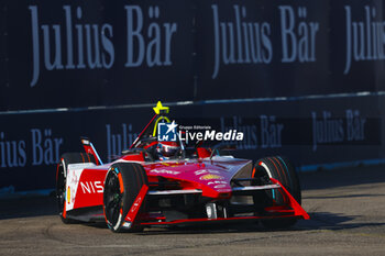 2024-05-12 - 22 ROWLAND Oliver (gbr), Nissan Formula E Team, Nissan e-4ORCE 04, action during the 2024 Berlin ePrix, 7th meeting of the 2023-24 ABB FIA Formula E World Championship, on the Tempelhof Airport Street Circuit from May 10 to 12, 2024 in Berlin, Germany - 2024 FORMULA E BERLIN EPRIX - FORMULA E - MOTORS