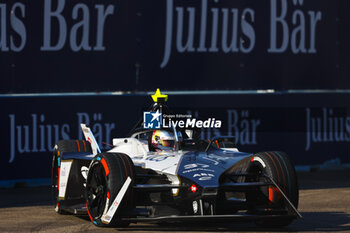 2024-05-12 - 37 CASSIDY Nick (nzl), Jaguar TCS Racing, Jaguar I-Type 6, action during the 2024 Berlin ePrix, 7th meeting of the 2023-24 ABB FIA Formula E World Championship, on the Tempelhof Airport Street Circuit from May 10 to 12, 2024 in Berlin, Germany - 2024 FORMULA E BERLIN EPRIX - FORMULA E - MOTORS