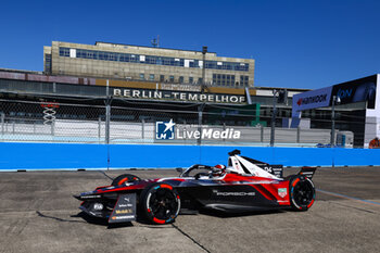 2024-05-12 - 94 WEHRLEIN Pascal (ger), TAG HEUER Porsche Formula E Team, Porsche 99X Electric, action during the 2024 Berlin ePrix, 7th meeting of the 2023-24 ABB FIA Formula E World Championship, on the Tempelhof Airport Street Circuit from May 10 to 12, 2024 in Berlin, Germany - 2024 FORMULA E BERLIN EPRIX - FORMULA E - MOTORS