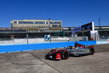 2024-05-12 - 48 MORTARA Edoardo (swi), Mahindra Racing, Mahindra M9Electro, action during the 2024 Berlin ePrix, 7th meeting of the 2023-24 ABB FIA Formula E World Championship, on the Tempelhof Airport Street Circuit from May 10 to 12, 2024 in Berlin, Germany - 2024 FORMULA E BERLIN EPRIX - FORMULA E - MOTORS