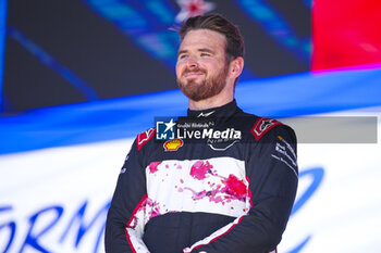 2024-05-12 - ROWLAND Oliver (gbr), Nissan Formula E Team, Nissan e-4ORCE 04, portrait during the 2024 Berlin ePrix, 7th meeting of the 2023-24 ABB FIA Formula E World Championship, on the Tempelhof Airport Street Circuit from May 10 to 12, 2024 in Berlin, Germany - 2024 FORMULA E BERLIN EPRIX - FORMULA E - MOTORS