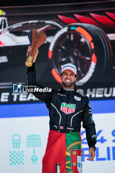 2024-05-12 - DA COSTA Antonio Felix (prt), TAG HEUER Porsche Formula E Team, Porsche 99X Electric, portrait at the podium during the 2024 Berlin ePrix, 7th meeting of the 2023-24 ABB FIA Formula E World Championship, on the Tempelhof Airport Street Circuit from May 10 to 12, 2024 in Berlin, Germany - 2024 FORMULA E BERLIN EPRIX - FORMULA E - MOTORS