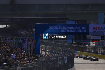 2024-05-12 - Start of the race 2 during the 2024 Berlin ePrix, 7th meeting of the 2023-24 ABB FIA Formula E World Championship, on the Tempelhof Airport Street Circuit from May 10 to 12, 2024 in Berlin, Germany - 2024 FORMULA E BERLIN EPRIX - FORMULA E - MOTORS