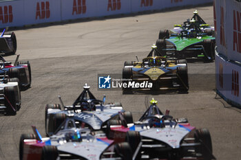 2024-05-12 - 02 VANDOORNE Stoffel (bel), DS Penske, DS E-Tense FE23, action during the 2024 Berlin ePrix, 7th meeting of the 2023-24 ABB FIA Formula E World Championship, on the Tempelhof Airport Street Circuit from May 10 to 12, 2024 in Berlin, Germany - 2024 FORMULA E BERLIN EPRIX - FORMULA E - MOTORS