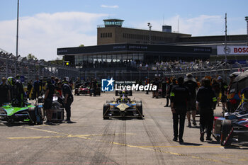 2024-05-12 - 02 VANDOORNE Stoffel (bel), DS Penske, DS E-Tense FE23, action during the 2024 Berlin ePrix, 7th meeting of the 2023-24 ABB FIA Formula E World Championship, on the Tempelhof Airport Street Circuit from May 10 to 12, 2024 in Berlin, Germany - 2024 FORMULA E BERLIN EPRIX - FORMULA E - MOTORS