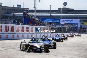 2024-05-12 - 11 DI GRASSI Lucas (bra), ABT CUPRA Formula E Team, Mahindra M9Electro, action during the 2024 Berlin ePrix, 7th meeting of the 2023-24 ABB FIA Formula E World Championship, on the Tempelhof Airport Street Circuit from May 10 to 12, 2024 in Berlin, Germany - 2024 FORMULA E BERLIN EPRIX - FORMULA E - MOTORS