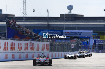 2024-05-12 - 94 WEHRLEIN Pascal (ger), TAG HEUER Porsche Formula E Team, Porsche 99X Electric, action during the 2024 Berlin ePrix, 7th meeting of the 2023-24 ABB FIA Formula E World Championship, on the Tempelhof Airport Street Circuit from May 10 to 12, 2024 in Berlin, Germany - 2024 FORMULA E BERLIN EPRIX - FORMULA E - MOTORS