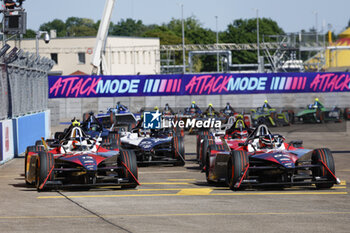 2024-05-12 - 13 DA COSTA Antonio Felix (prt), TAG HEUER Porsche Formula E Team, Porsche 99X Electric, action during the 2024 Berlin ePrix, 7th meeting of the 2023-24 ABB FIA Formula E World Championship, on the Tempelhof Airport Street Circuit from May 10 to 12, 2024 in Berlin, Germany - 2024 FORMULA E BERLIN EPRIX - FORMULA E - MOTORS