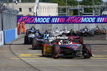 2024-05-12 - 94 WEHRLEIN Pascal (ger), TAG HEUER Porsche Formula E Team, Porsche 99X Electric, action during the 2024 Berlin ePrix, 7th meeting of the 2023-24 ABB FIA Formula E World Championship, on the Tempelhof Airport Street Circuit from May 10 to 12, 2024 in Berlin, Germany - 2024 FORMULA E BERLIN EPRIX - FORMULA E - MOTORS