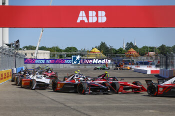 2024-05-12 - during the 2024 Berlin ePrix, 7th meeting of the 2023-24 ABB FIA Formula E World Championship, on the Tempelhof Airport Street Circuit from May 10 to 12, 2024 in Berlin, Germany - 2024 FORMULA E BERLIN EPRIX - FORMULA E - MOTORS