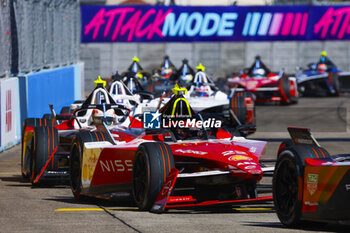 2024-05-12 - 22 ROWLAND Oliver (gbr), Nissan Formula E Team, Nissan e-4ORCE 04, action during the 2024 Berlin ePrix, 7th meeting of the 2023-24 ABB FIA Formula E World Championship, on the Tempelhof Airport Street Circuit from May 10 to 12, 2024 in Berlin, Germany - 2024 FORMULA E BERLIN EPRIX - FORMULA E - MOTORS