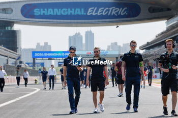 2024-05-24 - FRIJNS Robin (nld), Envision Racing, Jaguar I-Type 6, portrait trackwalk, during the 2024 Shanghai ePrix, 8th meeting of the 2023-24 ABB FIA Formula E World Championship, on the Shanghai International Circuit from May 24 to 26, 2024 in Shanghai, China - 2024 FORMULA E SHANGHAI EPRIX - FORMULA E - MOTORS